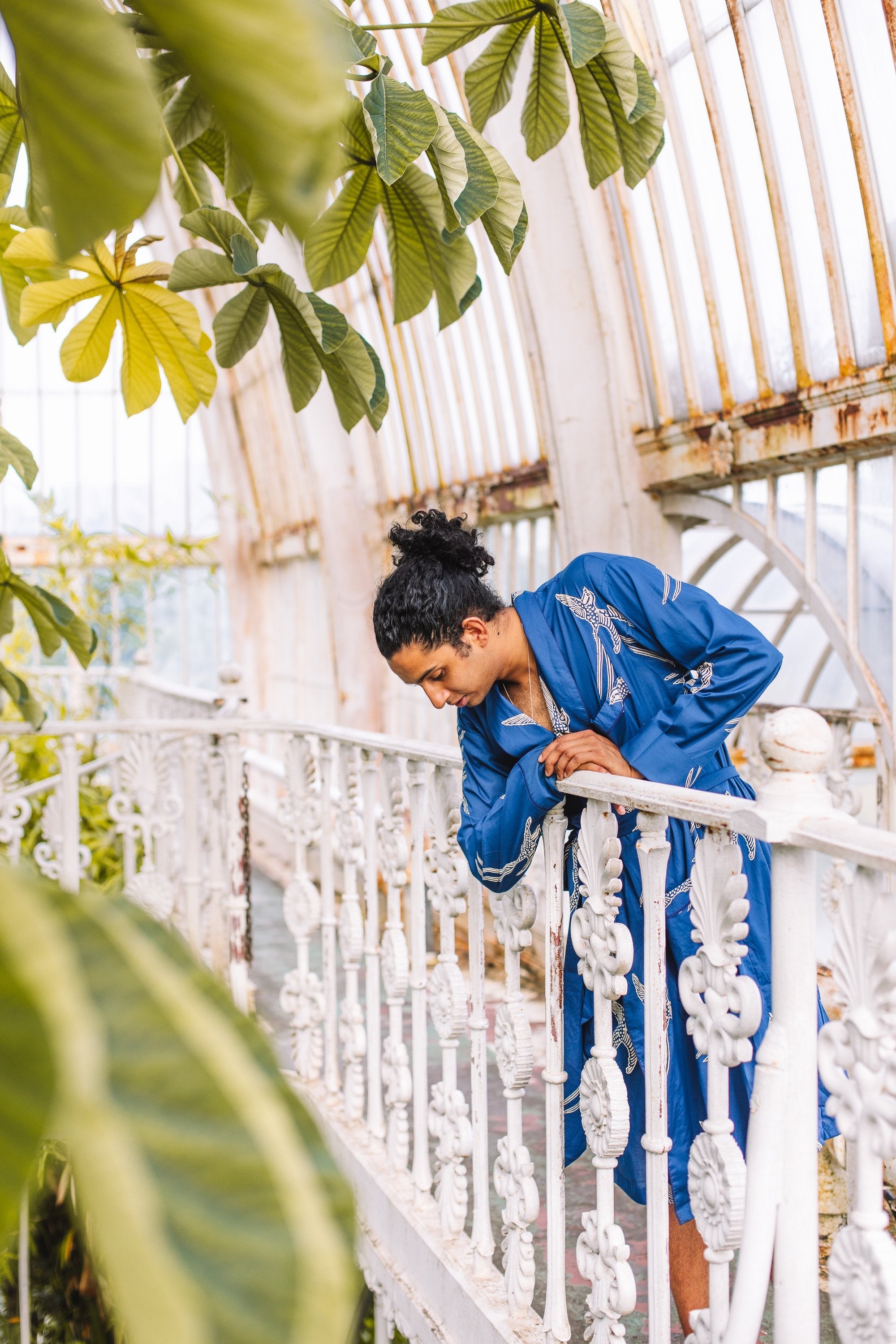 Long Tailed Bird — White on Dark Blue Men's